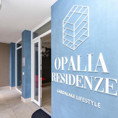 פסקיארה דל גארדה Opalia Residence - Garda Lake Lifestyle Apartment מראה חיצוני תמונה