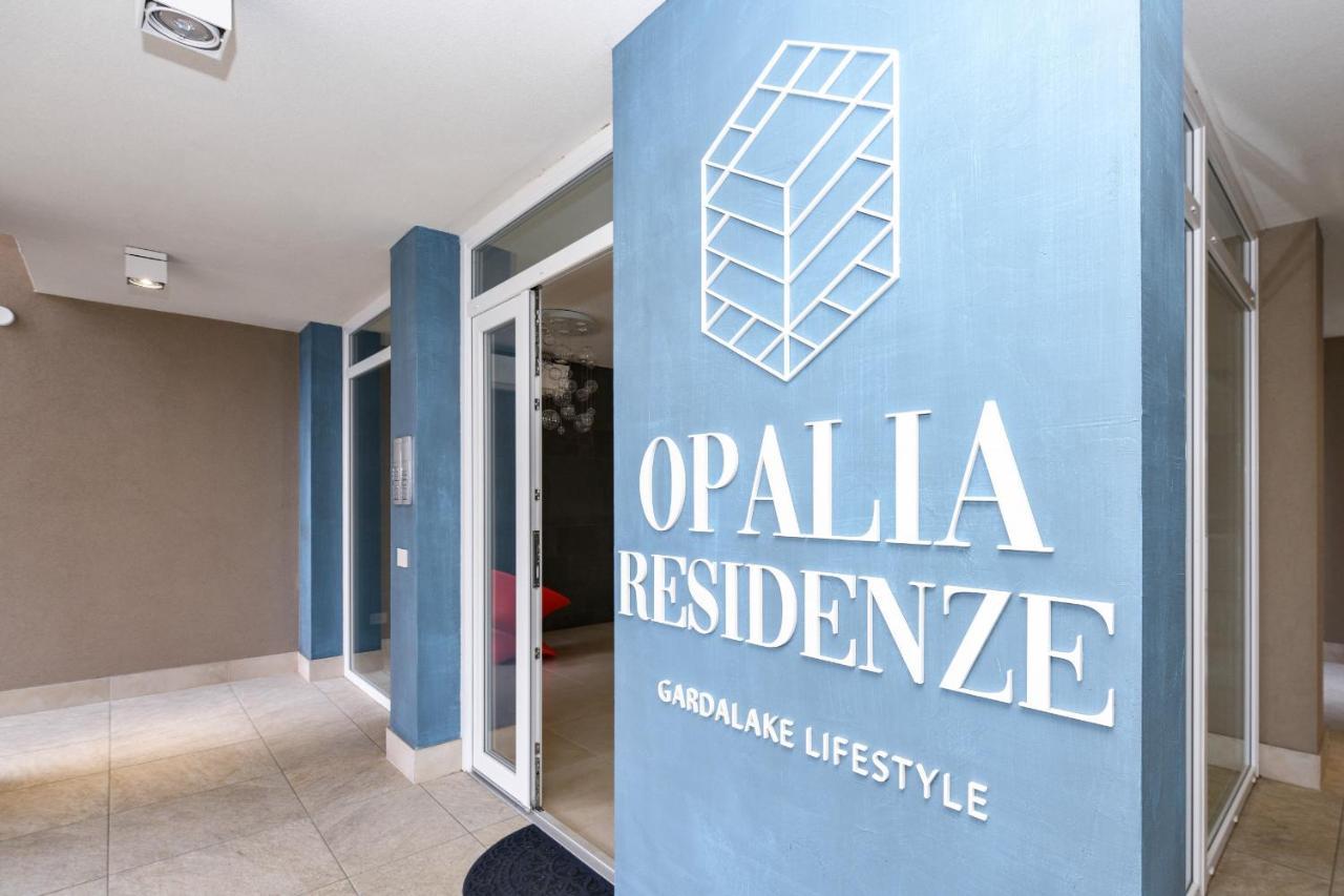פסקיארה דל גארדה Opalia Residence - Garda Lake Lifestyle Apartment מראה חיצוני תמונה