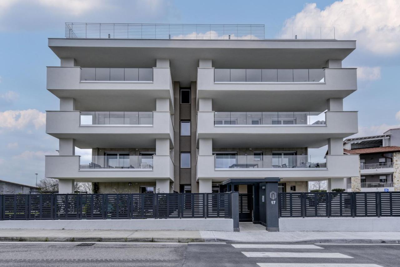 פסקיארה דל גארדה Opalia Residence - Garda Lake Lifestyle Apartment מראה חיצוני תמונה