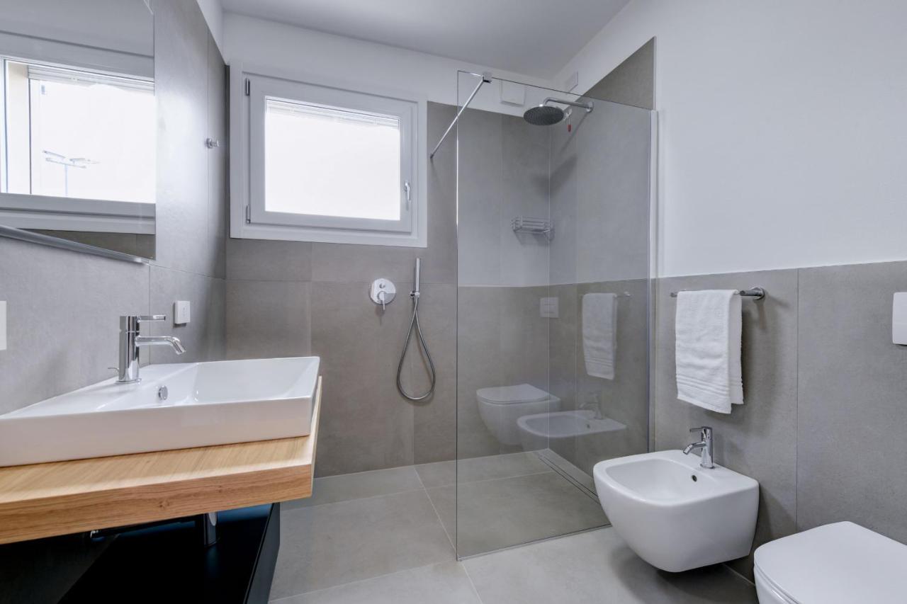 פסקיארה דל גארדה Opalia Residence - Garda Lake Lifestyle Apartment מראה חיצוני תמונה