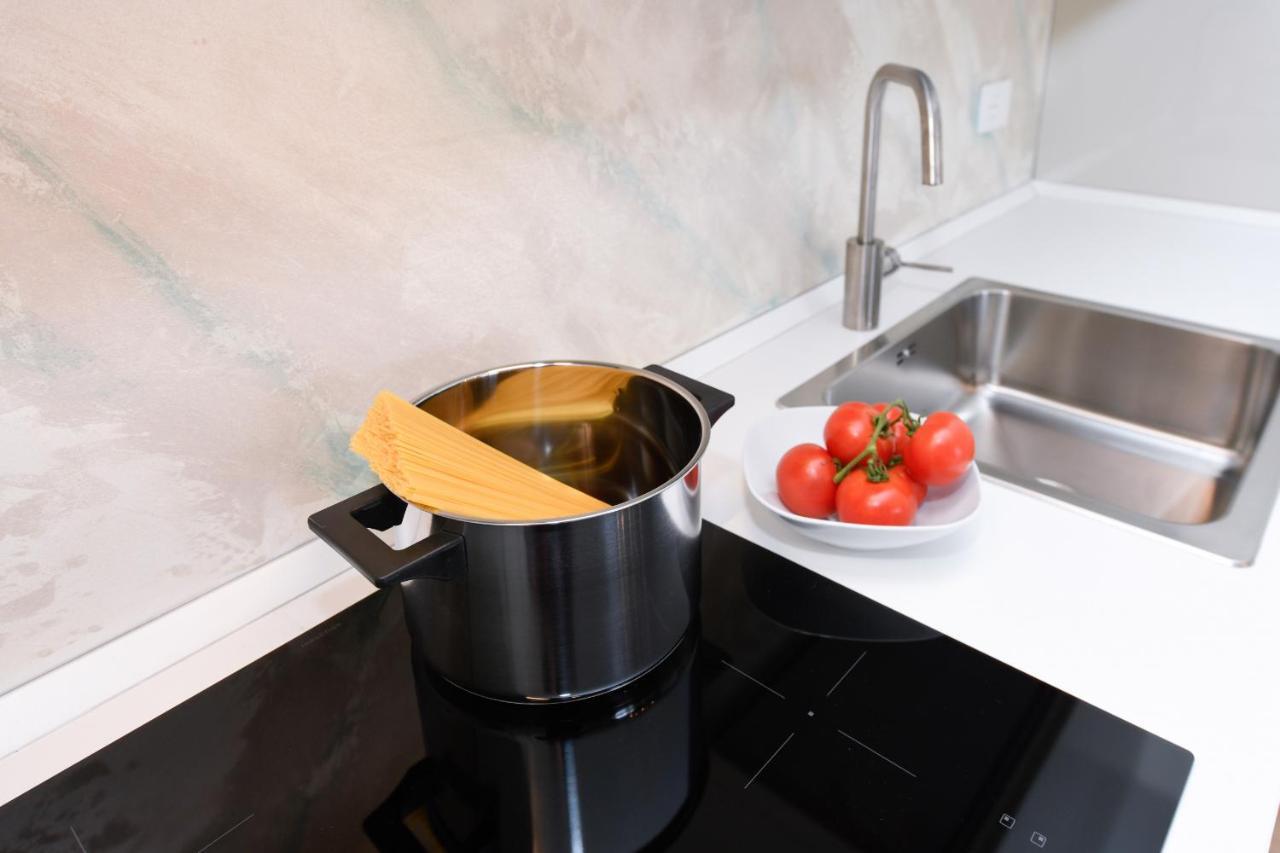 פסקיארה דל גארדה Opalia Residence - Garda Lake Lifestyle Apartment מראה חיצוני תמונה