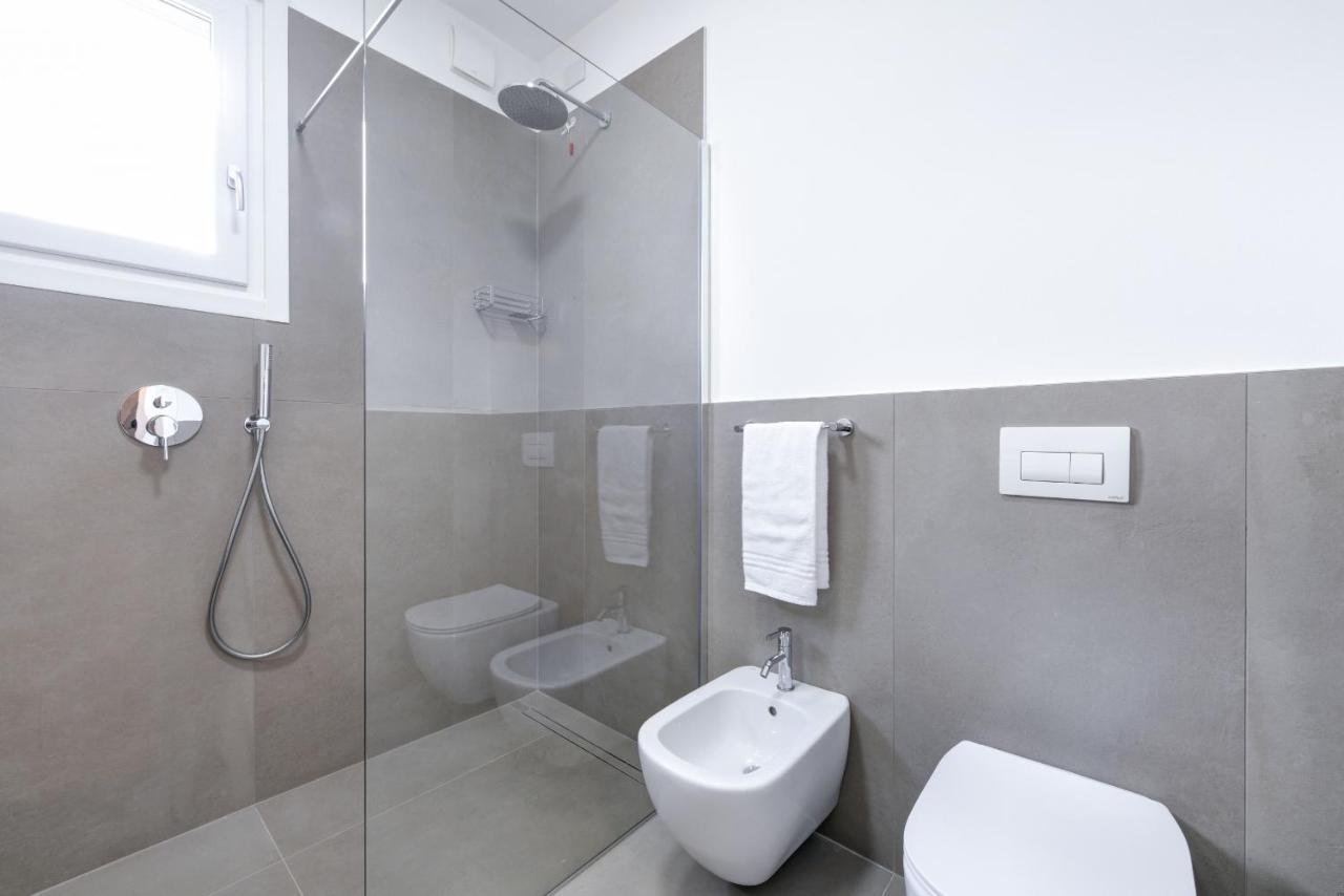 פסקיארה דל גארדה Opalia Residence - Garda Lake Lifestyle Apartment מראה חיצוני תמונה